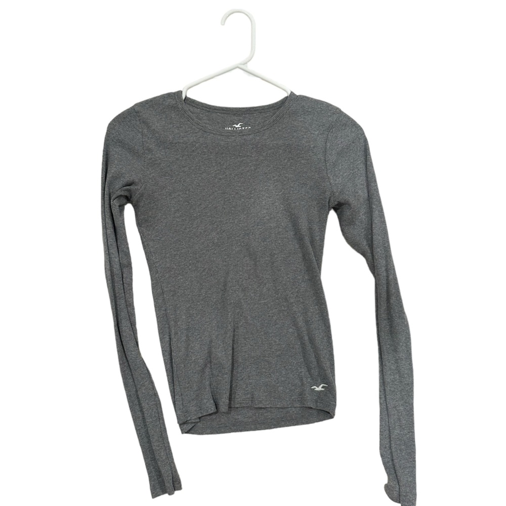Grey Hollister ribbed long sleeve top